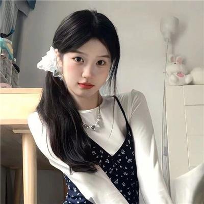 哈啰,我叫朵莉丝